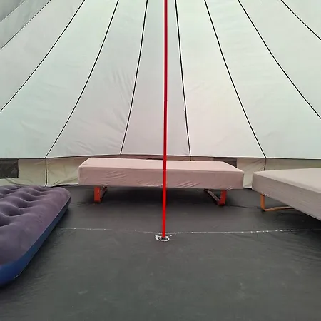Almost Glamping Telt 旅馆 Frifelt